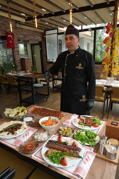 Sofra — Mezeler, ayran, sıcak ekmek, Urfalı Şehzade