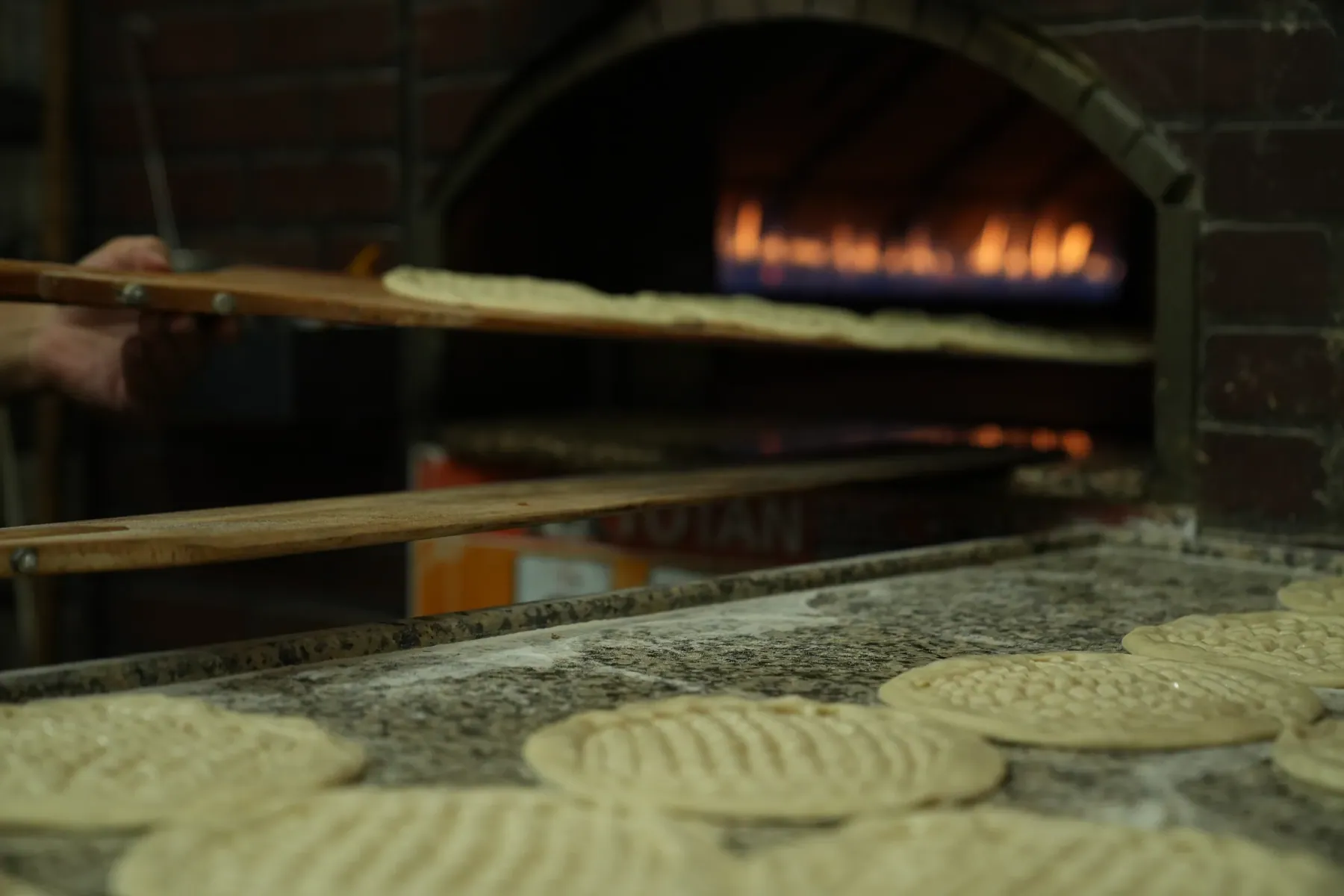 Ekmeği biz açarız — Urfalı Şehzade